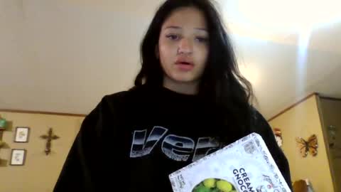 lil_luluvert online show from July 12, 2026, 6:48 am