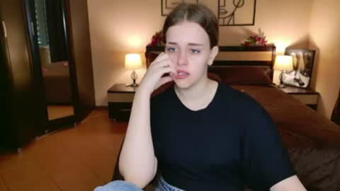 LilaSparkling online show from August 4, 2026, 4:37 am