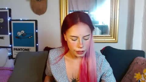 lilfoxxi online show from July 8, 2026, 11:42 pm