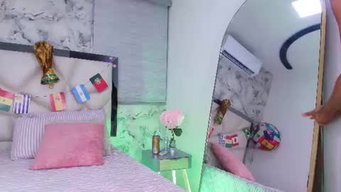 Lily online show from June 21, 2026, 11:57 am