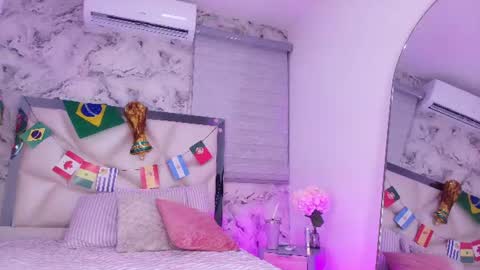 Lily online show from June 23, 2026, 11:52 am