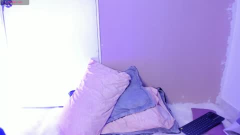 lilirouse online show from July 22, 2026, 11:35 am