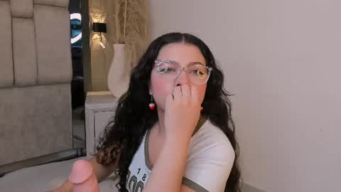 Welcome to Lilith room online show from July 14, 2026, 4:06 am