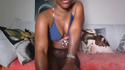 Snapshot of lilla54 chatting on July 22, 2026, 8:11 pm lilla54 online show from July 22, 2026, 8:11 pm
