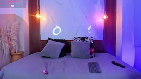 lillian_lee1 online show from July 24, 2026, 5:22 pm