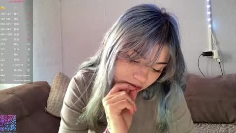 Amelia online show from May 5, 2026, 12:24 pm