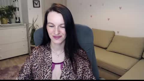Snapshot of lilliyves chatting on July 19, 2026, 9:40 pm lilliyves online show from July 19, 2026, 9:40 pm