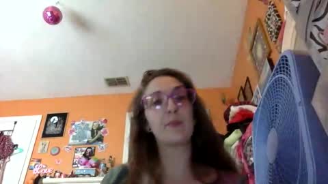 hi guys im back on here 3 online show from April 29, 2026, 8:59 pm