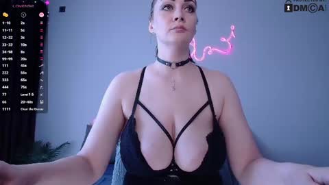 Elena  Helen Moore online show from July 12, 2026, 12:51 pm