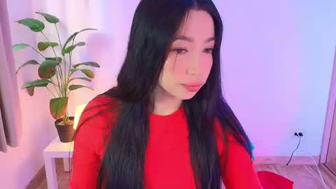 just lily online show from June 19, 2026, 9:18 pm