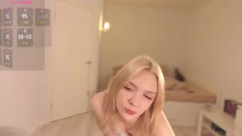 Lily online show from July 19, 2026, 11:52 pm