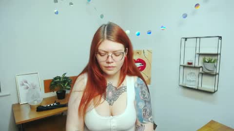 lina_ri online show from May 27, 2026, 4:59 pm