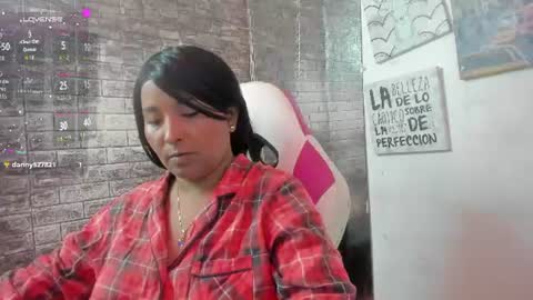 LINA SANCHEZ online show from July 23, 2026, 8:51 pm