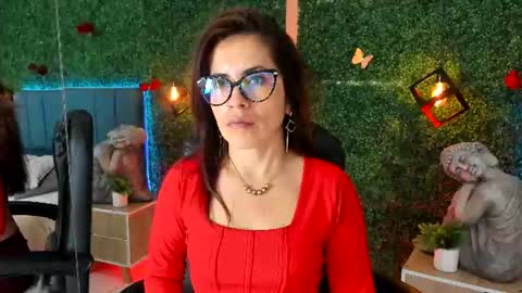 Lina  online show from July 24, 2026, 11:30 am