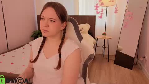 Lina online show from July 2, 2026, 9:48 am