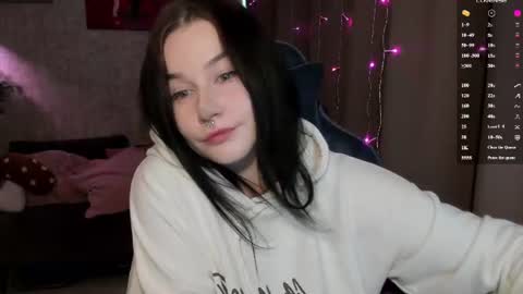 Lina online show from June 13, 2026, 6:55 am