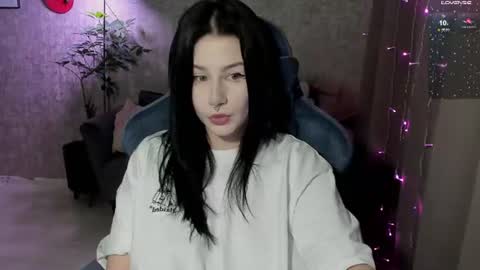 Lina online show from August 2, 2026, 5:28 am