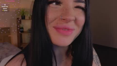 lisaaaliss online show from May 5, 2026, 9:39 am
