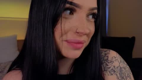 lisaaaliss online show from May 8, 2026, 10:31 am