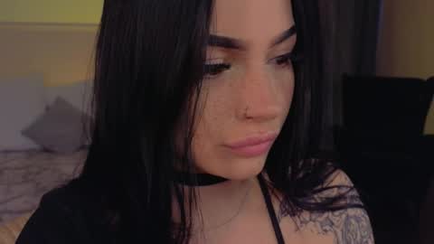 lisaaaliss online show from May 10, 2026, 11:48 am