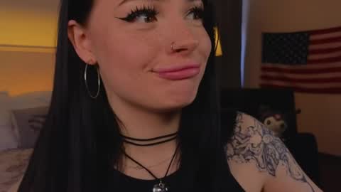 lisaaaliss online show from May 20, 2026, 10:54 am