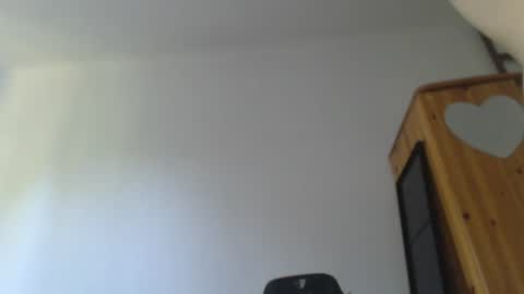 Lisaskybaby online show from August 7, 2026, 8:49 am