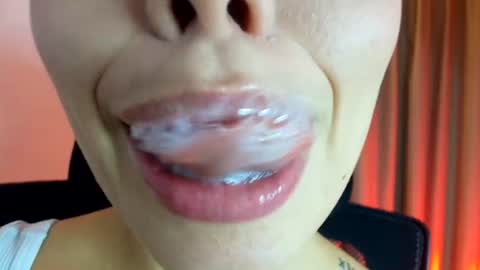 Lisbet online show from July 9, 2026, 3:27 pm