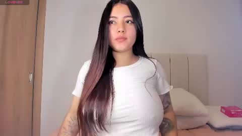 Independent model carolina online show from July 10, 2026, 6:32 pm