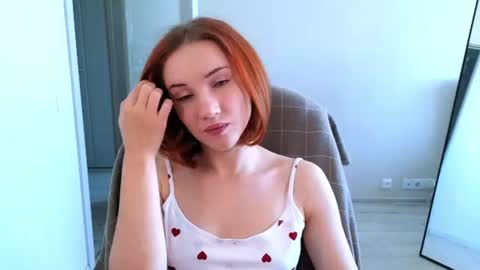 little_pretty_woman online show from July 18, 2026, 1:15 pm
