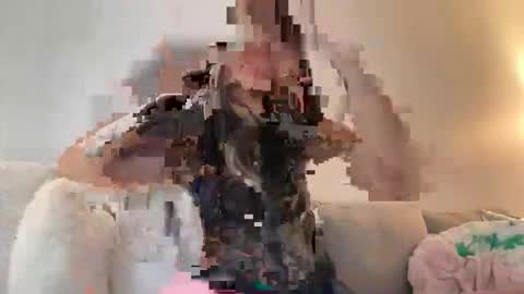 LittleCutieChloe online show from May 22, 2026, 10:59 pm
