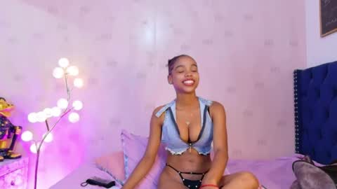 Tania  online show from May 2, 2026, 7:35 am