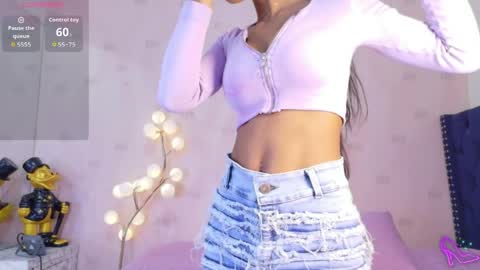 Tania  online show from May 11, 2026, 7:55 pm