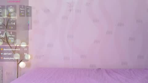 Tania  online show from May 15, 2026, 7:32 pm