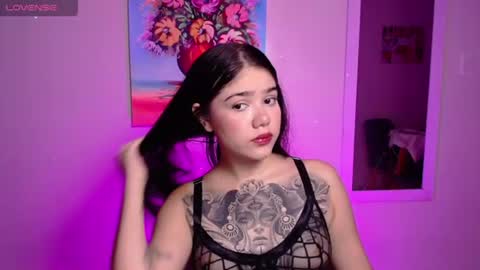 Snapshot of littlelulu01 chatting on July 7, 2026, 4:37 am Call me Lulu online show from July 7, 2026, 4:37 am