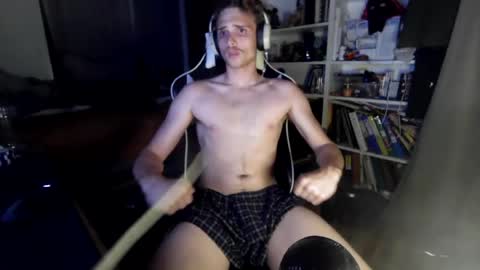 littleswitchb online show from July 15, 2026, 8:19 am