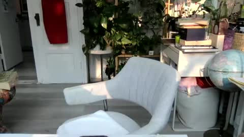 Lola Lustful online show from July 27, 2026, 10:28 pm