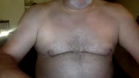 londonbearlover online show from March 9, 2025, 6:11 pm