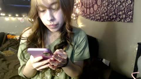 londonray online show from July 12, 2026, 11:07 pm