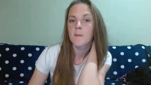 Lora online show from June 14, 2026, 4:42 pm
