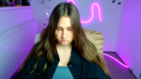 Lora online show from June 27, 2026, 5:23 am