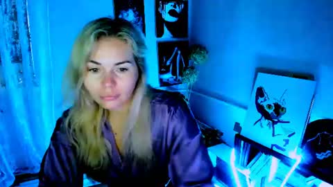 Lora online show from July 24, 2026, 2:53 am