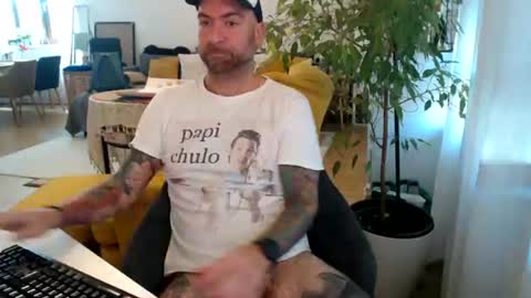 Guapito online show from June 30, 2026, 8:48 am