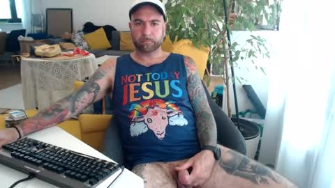 Guapito online show from August 3, 2026, 3:16 pm