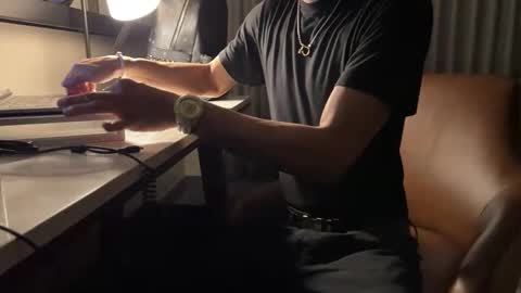 Prynce online show from April 14, 2026, 2:50 am
