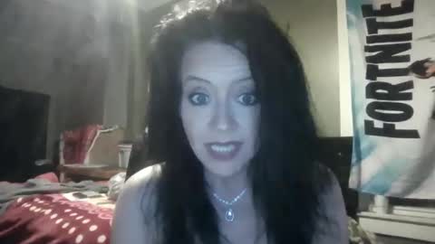 Snapshot of loveashlii chatting on June 6, 2026, 4:17 am loveashlii online show from June 6, 2026, 4:17 am