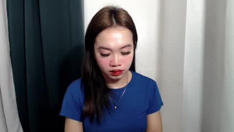 lovely_lianne online show from June 29, 2026, 1:01 am