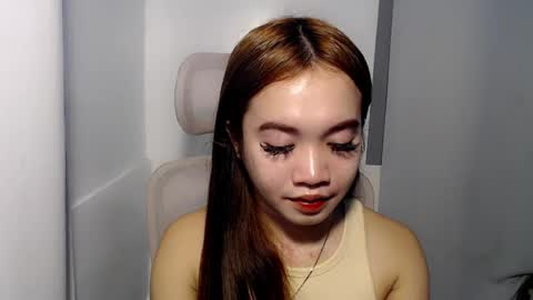 lovely_lianne online show from August 5, 2026, 11:13 am