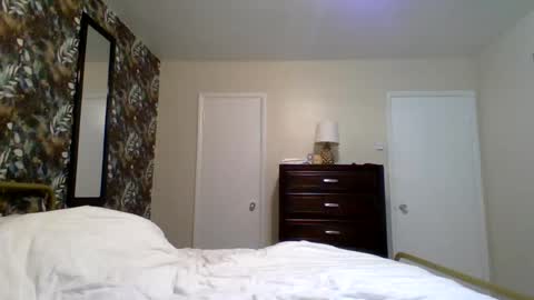 lovelylovelybrooke online show from July 22, 2026, 4:21 pm