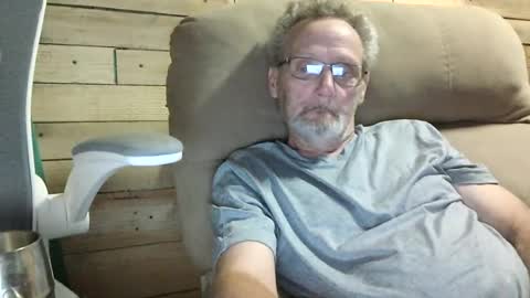 just here to have fun and cum online show from July 8, 2026, 10:53 am