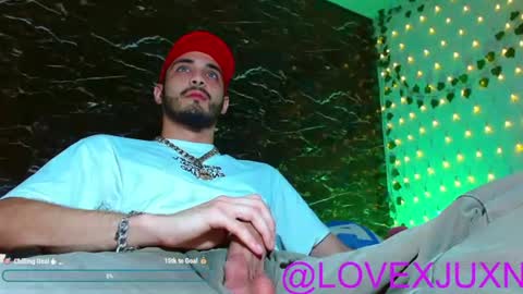 lovexjuxn77 online show from June 10, 2026, 10:08 pm